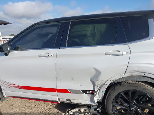 Mitsubishi Outlander 2024 JA4J4VA89RZ079777 Image 14