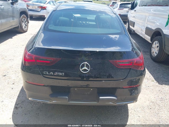 W1K5J4GB5SN513466 Mercedes-Benz m260