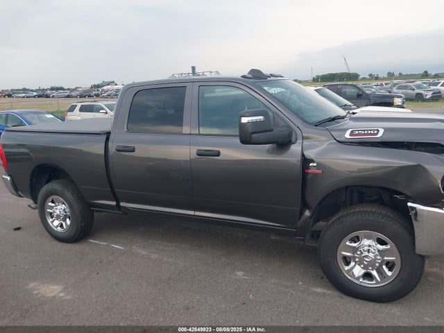 RAM 3500 2023 3C63R3CL8PG597115 Image 13