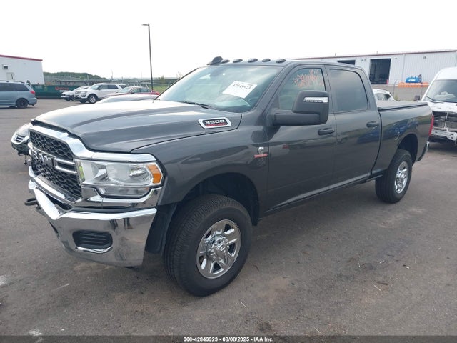 RAM 3500 2023 3C63R3CL8PG597115 Image 2