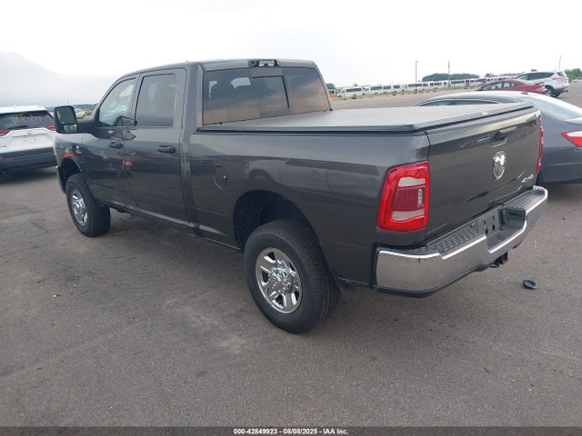 RAM 3500 2023 3C63R3CL8PG597115 Image 3