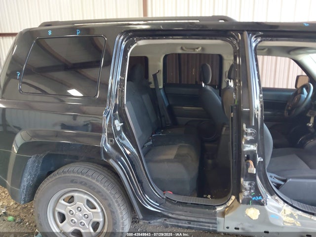 Jeep Patriot 2017 1C4NJPBB3HD121104 Image 8