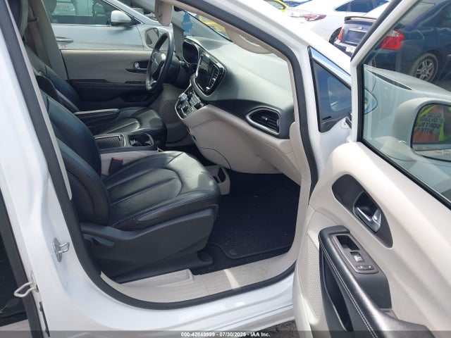 2C4RC1BG9NR179117 Chrysler Pacifica