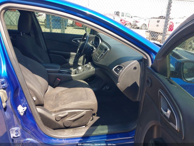 Chrysler 200 2015 1C3CCCAB5FN681309 Image 5