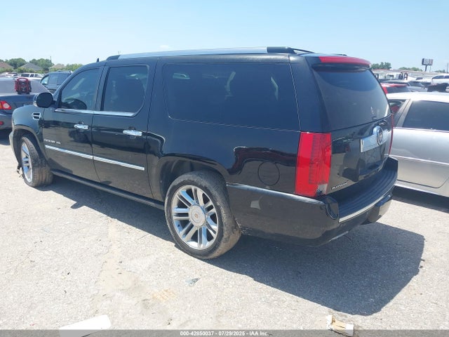 2013 CADILLAC ESCALADE ESV 1GYS4KEF4DR309553 Photo 2