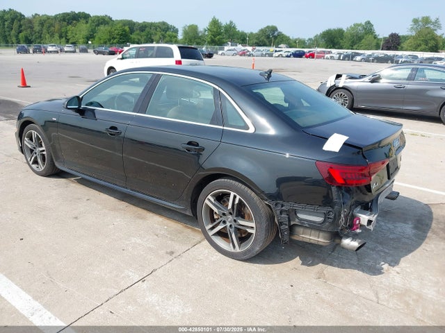 2018 AUDI A4 WAUENAF4XJA155221 Photo 2