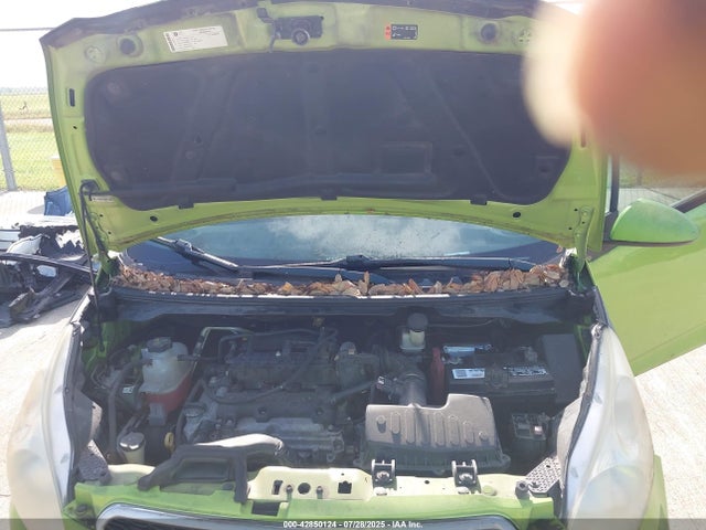 Chevrolet ll0 2014 KL8CA6S91EC506430 Image 10