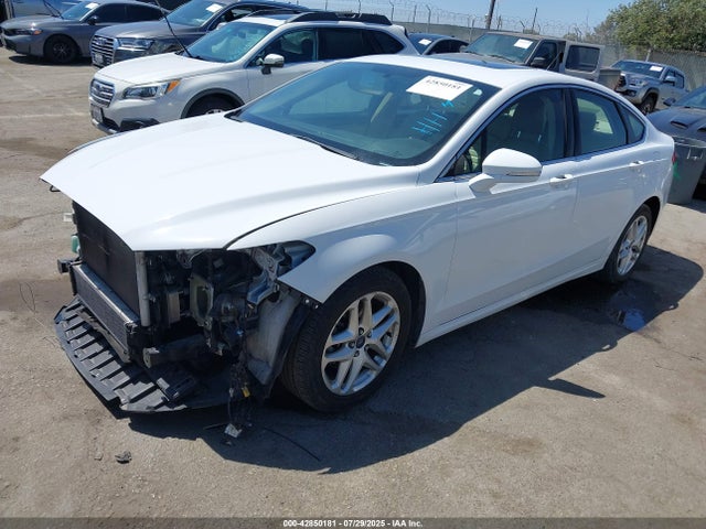 Ford 2016 2016 3FA6P0HD7GR284420 Image 2