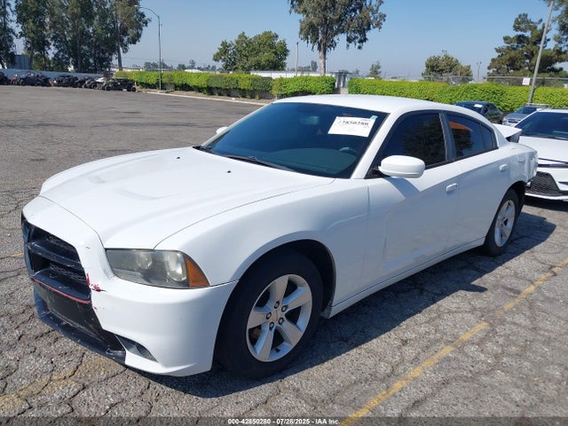 2C3CDXHG5EH185861 Dodge 2014