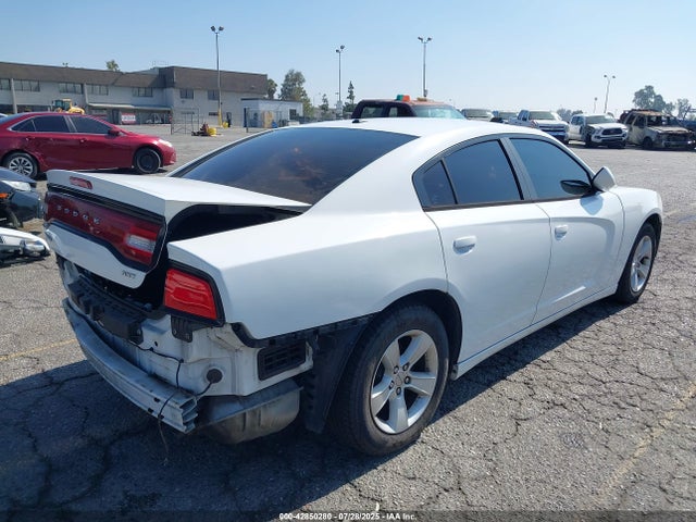 2C3CDXHG5EH185861 Dodge 2014