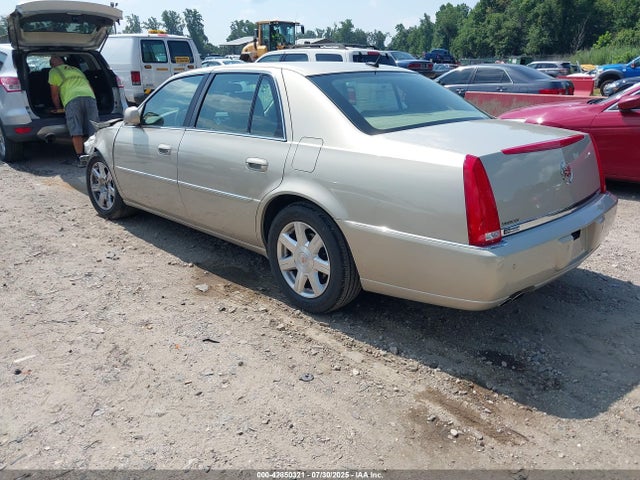 2007 CADILLAC DTS 1G6KD57YX7U230527 Photo 2