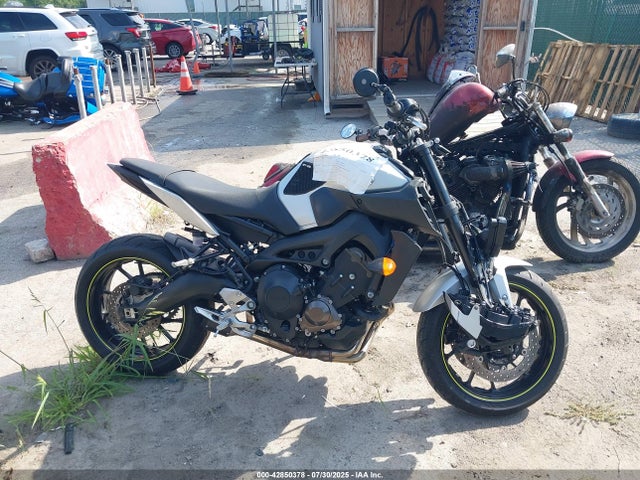 JYARN53E9HA002442 Yamaha FZ09