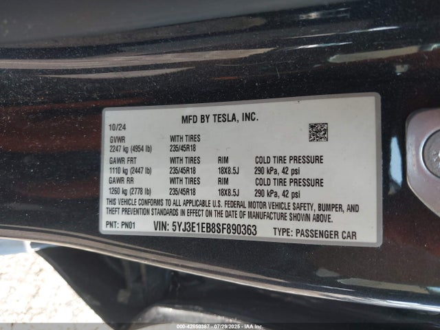 2025 TESLA MODEL 3 5YJ3E1EB8SF890363 Photo 8