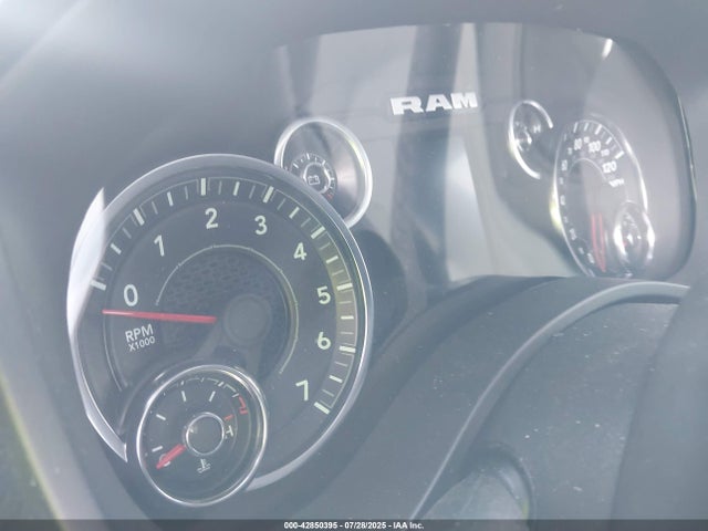 RAM 1500 2024 1C6RREBG8RN100746 Image 7