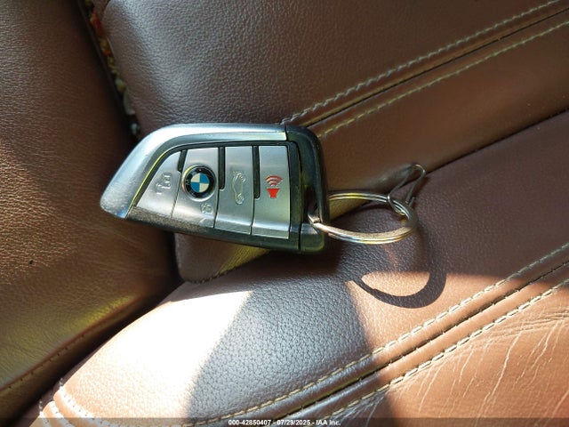 BMW X5 2021 5UXCR6C09M9D76586 Image 11