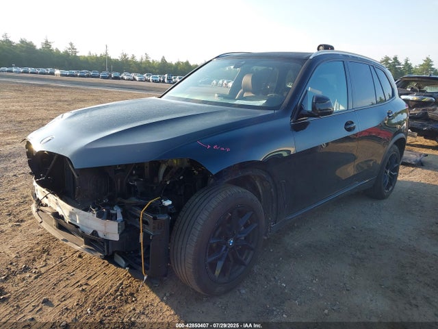 BMW X5 2021 5UXCR6C09M9D76586 Image 2