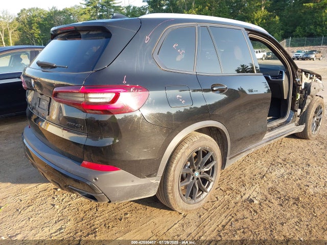 BMW X5 2021 5UXCR6C09M9D76586 Image 4