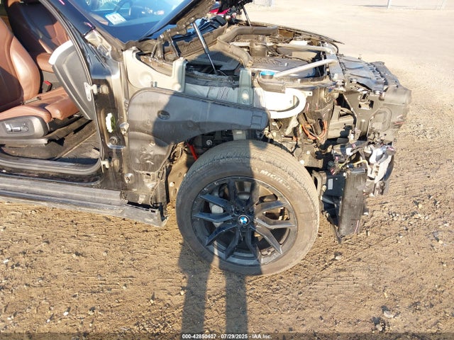 BMW X5 2021 5UXCR6C09M9D76586 Image 6