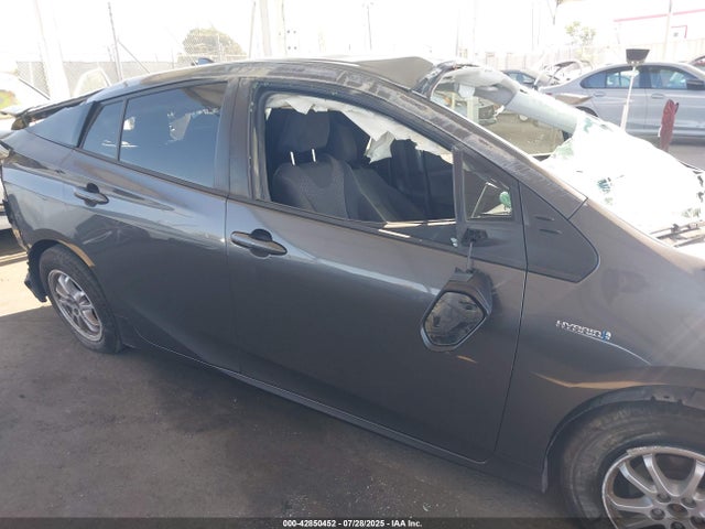 JTDKBRFU9G3011623 Toyota 2zr-fxe,1nm