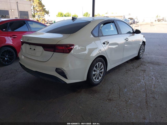 3KPF24AD6NE427825 KIA mpi nu