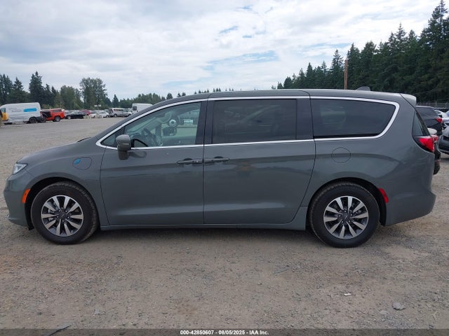 2C4RC1L72NR161265 Chrysler 2022