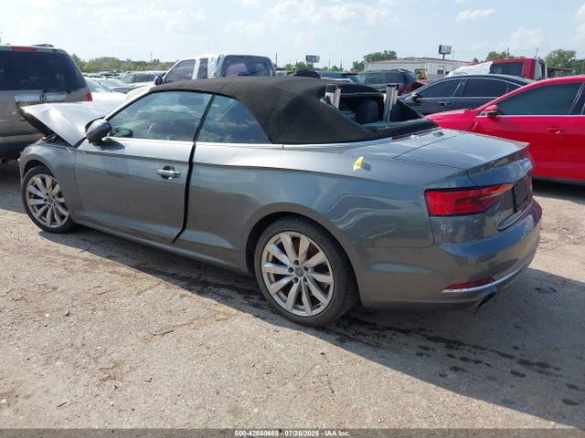 2018 AUDI A5 WAUYNGF53JN000740 Photo 2