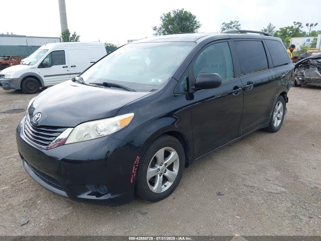 Toyota 2gr-fks 2015 5TDKK3DC8FS688750 Image 2