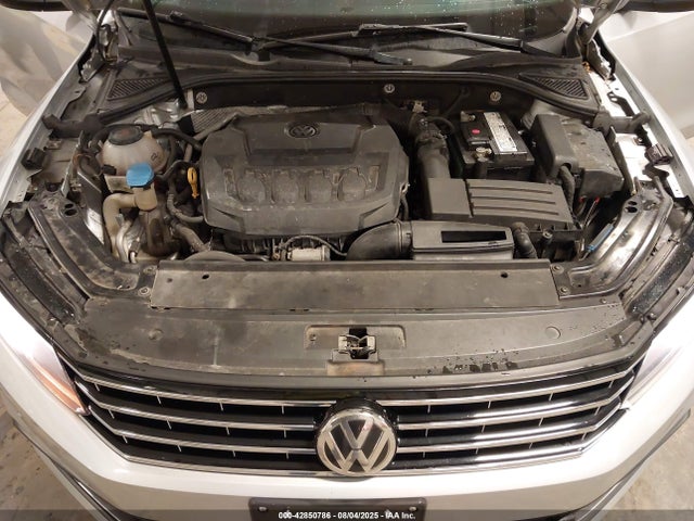 Продаж на аукціоні авто 2018 Volkswagen Passat 2.0t R-line/2.0t S, vin: 1VWAA7A38JC028323, номер лоту: 42850786