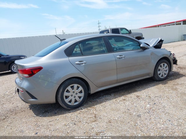 3KPA24AD2ME406303 KIA gamma ii