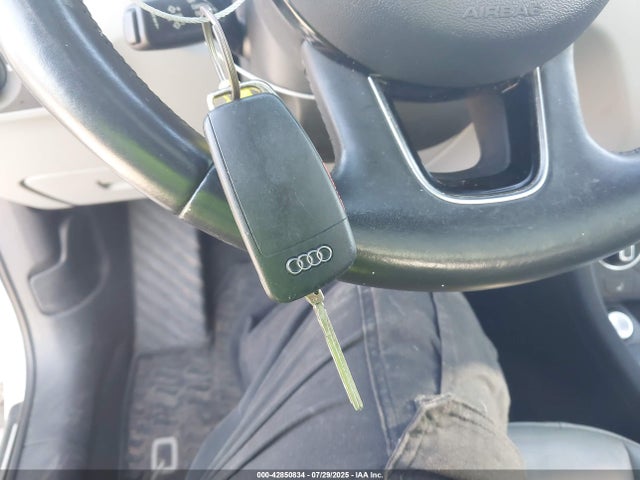 2018 AUDI Q3 WA1HCCFS1JR031592 Photo 10
