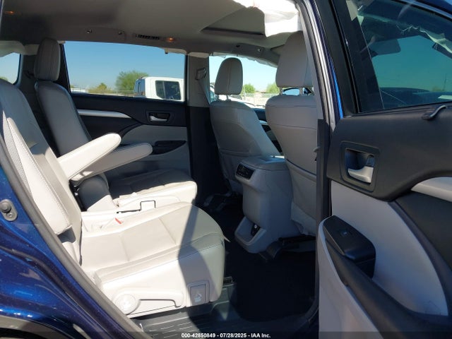 5TDKKRFH0FS081544 Toyota 2gr-fe