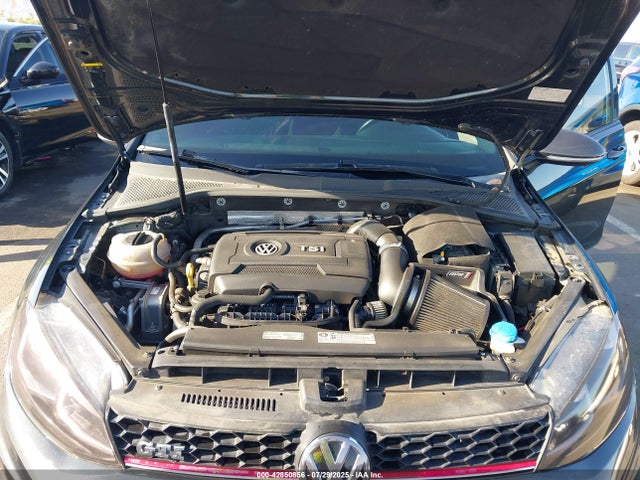 3VW4T7AU6GM024522 Volkswagen 2016
