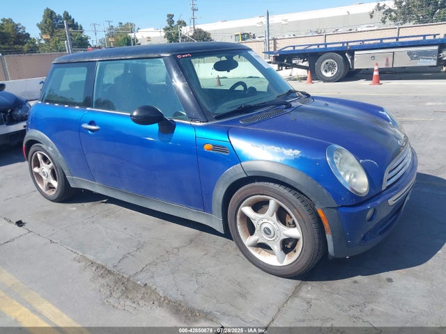2006 MINI COOPER WMWRC33576TK94086 Photo 0
