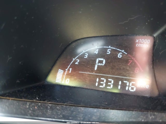 3MYDLBZV1GY106011 Scion p5v