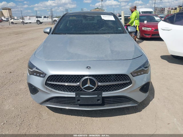 W1K5J4HB9SN525800 Mercedes-Benz m260