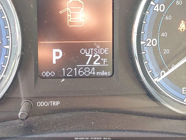 5YFBURHE1HP591037 Toyota 2zr-fe