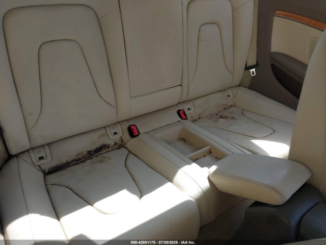 2010 AUDI A5 WAULFAFR8AA013451 Photo 7