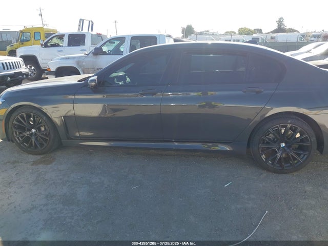 BMW 740LI 2022 WBA7T2C08NCH69963 Image 14