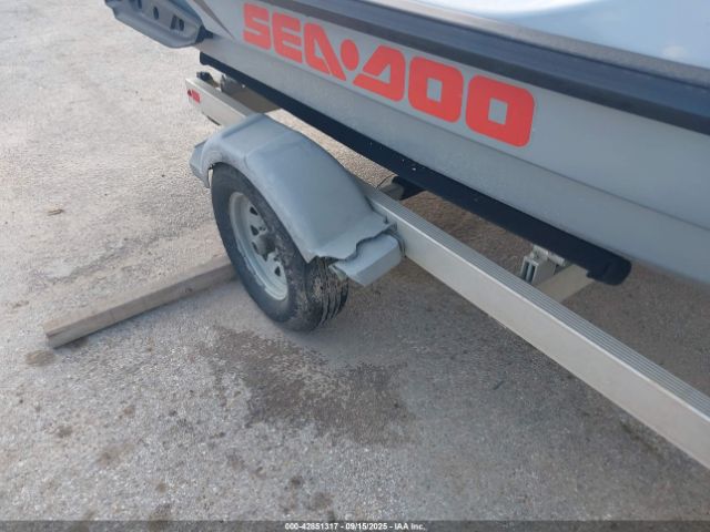 2018 SEA DOO GTI YDV16758D818 Photo 5