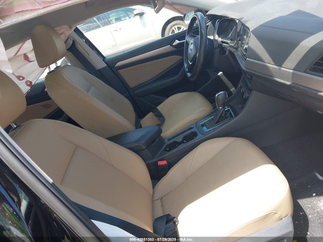 3VWC57BU9KM121503 Volkswagen 1.4 tsi