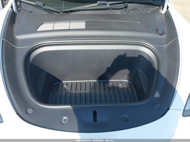 5YJYGDEE7LF008824 Tesla 2020