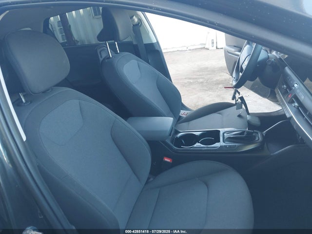 KIA 2025 2025 3KPFT4DE0SE136590 Image 5