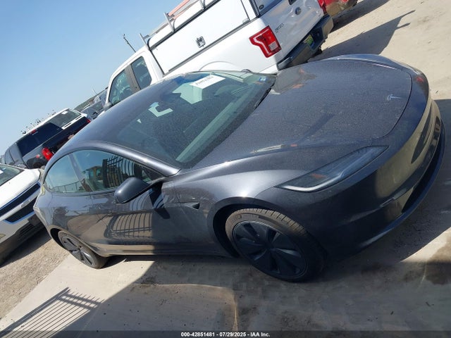 Tesla MODEL 3 2024 5YJ3E1EA0RF849341 Image 13