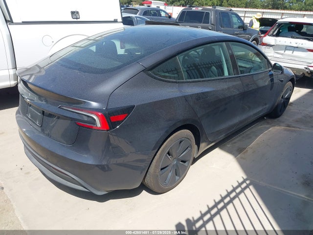 Tesla MODEL 3 2024 5YJ3E1EA0RF849341 Image 4