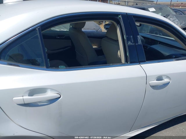 Lexus 8ar-fts 2016 JTHBA1D28G5030026 Image 17
