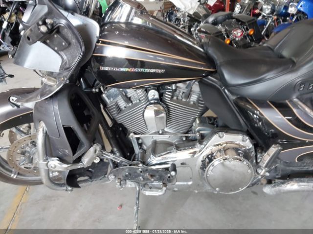 2015 HARLEY-DAVIDSON FLTRUSE 1HD1TAN17FB959376 Photo 8