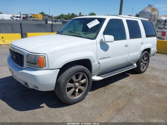 2000 CADILLAC ESCALADE 1GYEK63R5YR222855 Photo 1