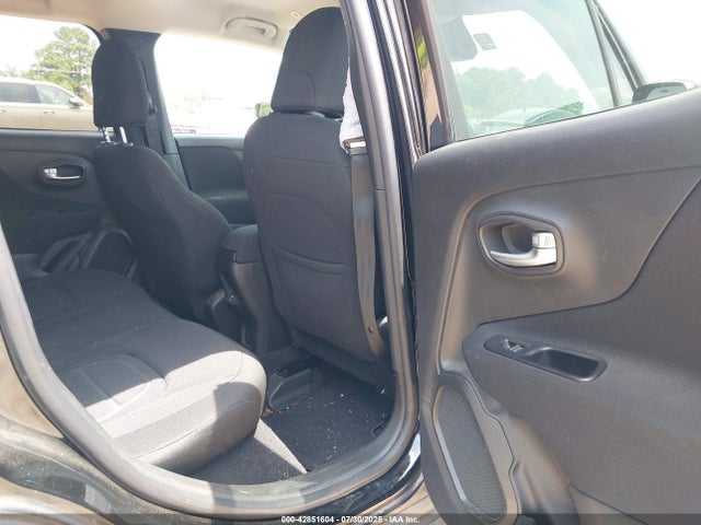 Jeep Renegade 2020 ZACNJABB7LPL65696 Image 8