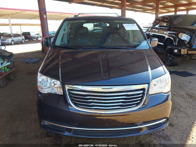 2C4RC1BG9ER203870 Chrysler Town and Country