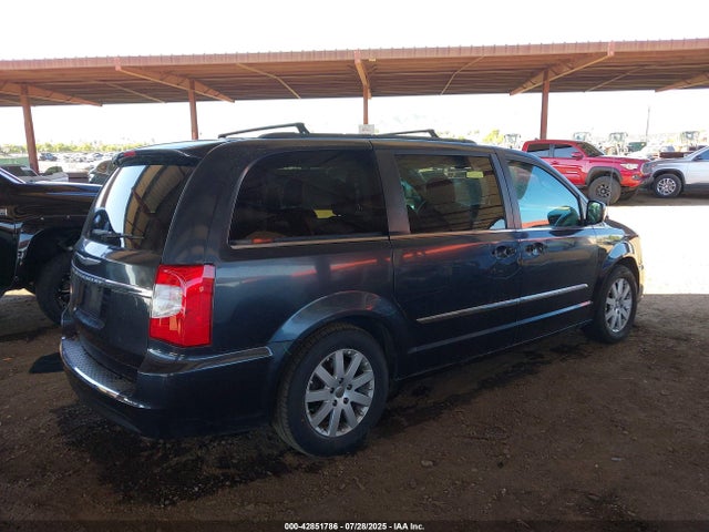 2C4RC1BG9ER203870 Chrysler Town and Country